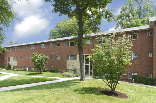 Cardiff Hall Apartments - Towson, MD