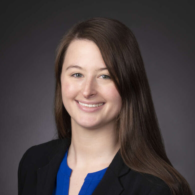Elizabeth Frank Photo