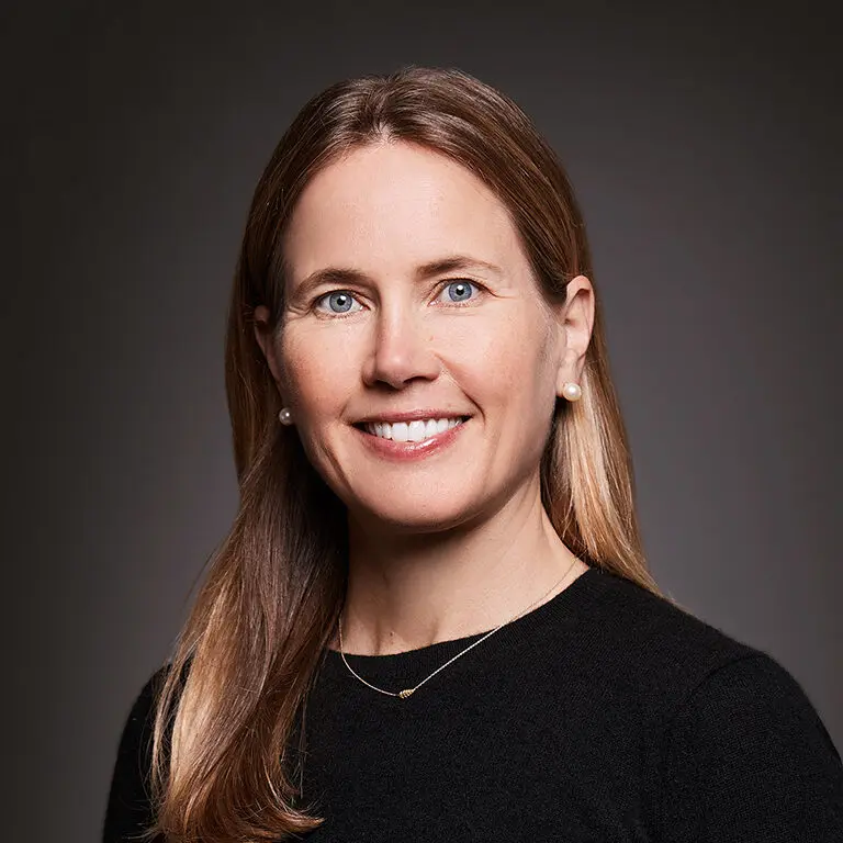 Leasing Associate - Kristin Perry